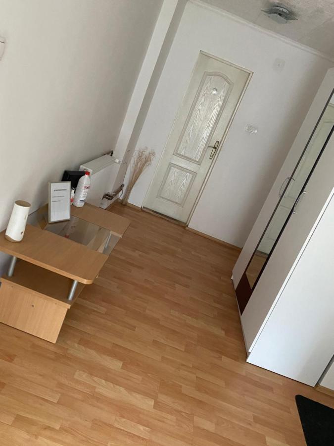 Apartmani Petra Újvidék Kültér fotó